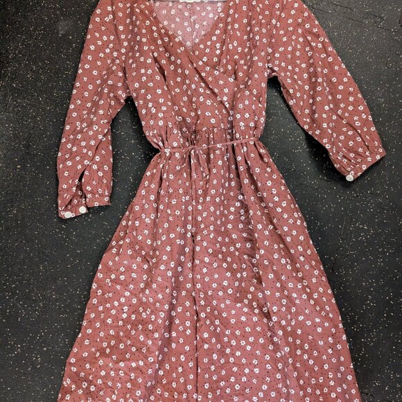 Tradlands Augusta Floral Dress - Plum - Picture 2 of 4